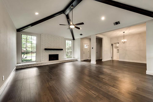 Home recently renovated by DalWorth HomeBuyers